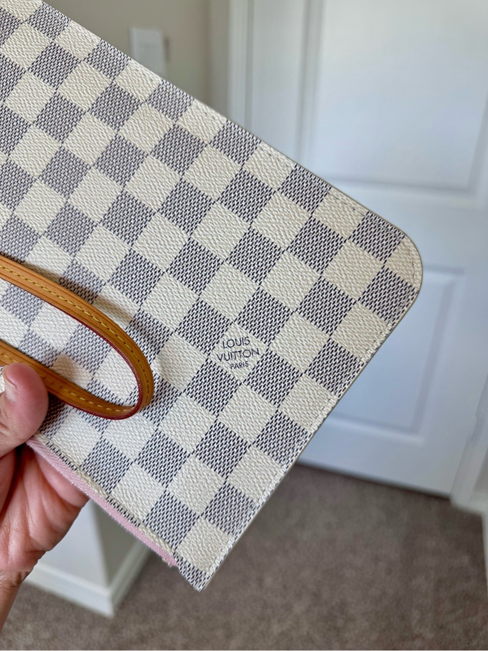 Authentic Louis Vuitton Damier Azur Zip Pouch - Picture 4 of 11